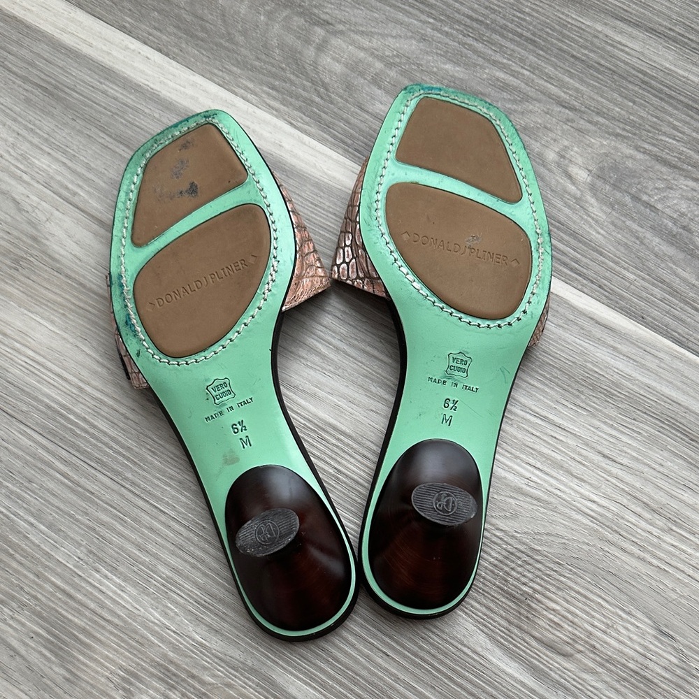 Donald J. Pliner Metallic Rose Gold Buckle Slide Mules - Picture 4 of 13